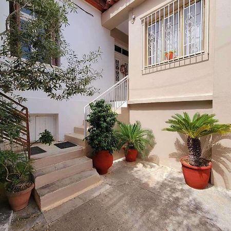 Mansion With Garden Kiáton Exterior foto